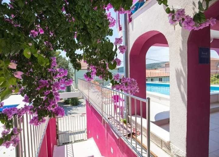 Villa Pinky And Superior Trogir Сегет-Враниця Екстер'єр фото